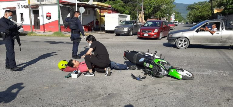 Motociclista resultó  herido en accidente