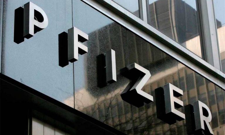 EUA acuerda pagar mil 950 millones a Pfizer por vacuna