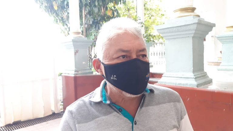 Vendedores foráneos invaden espacios prohibidos, admite Inspección Fiscal