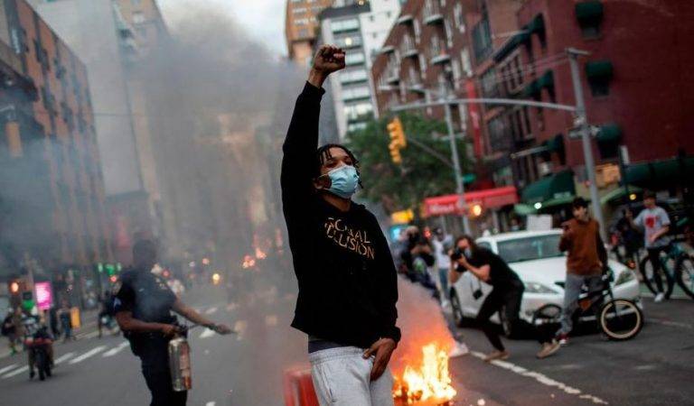 Protestas en Nueva York por nuevos disparos de policí­a contra afroamericano