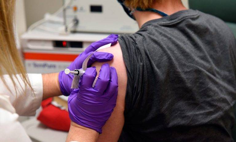 Canadá se asegura hasta 190 millones de dosis de vacunas contra el SARS-CoV-2