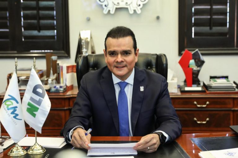 Garantiza Rivas entrega total de Libros de Apoyo