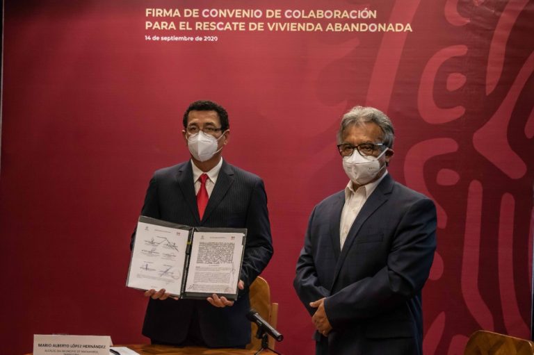 Firma Mario López convenio con INFONAVIT y SEDATU para rescate de viviendas en abandono