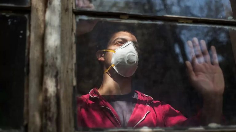 Pandemia incrementarí­a hasta 20 % el suicidio en México, estiman analistas