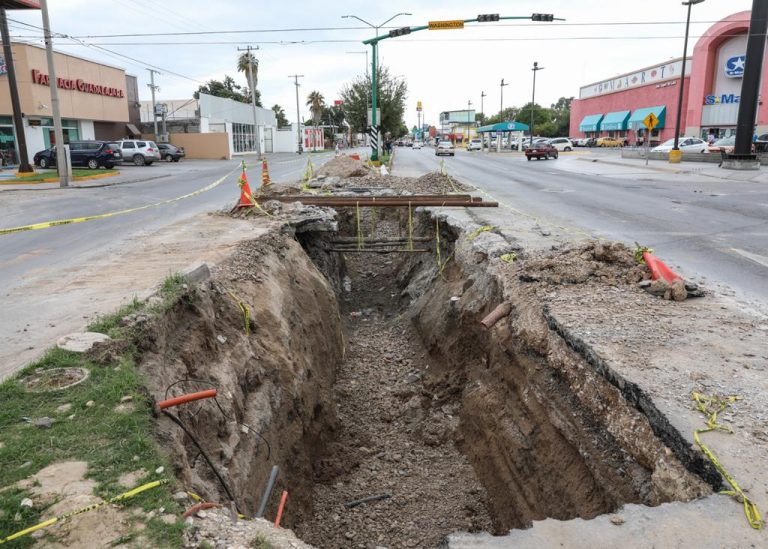 Acelera Rivas reparación del drenaje de la ciudad