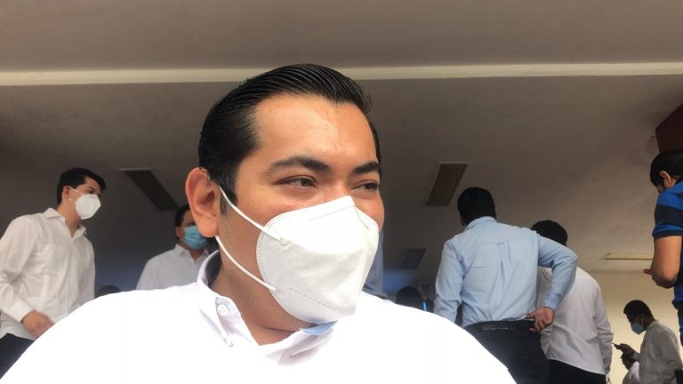 Secretario del Ayuntamiento se desmarca de Xico