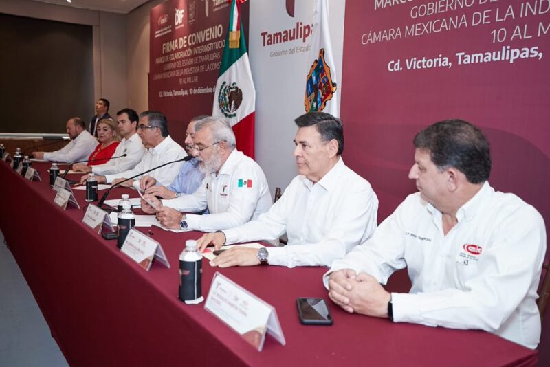 Acuerdan Gobierno de Tamaulipas y constructores eficientar obras