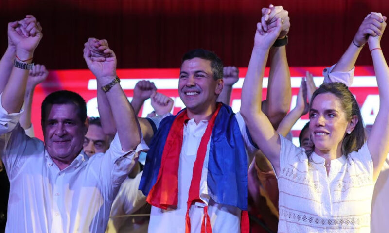 Santiago Peña gana las elecciones de Paraguay