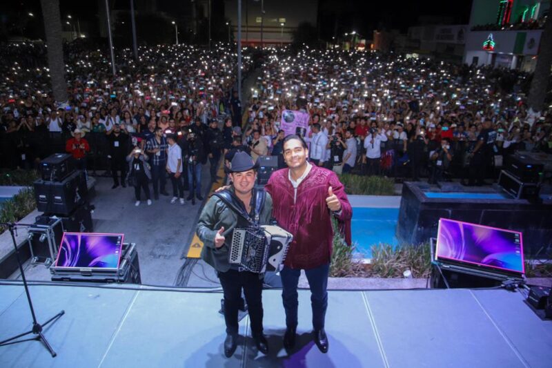 Más de 30 Mil personas celebraron el Grito de Independencia con el Alcalde de Reynosa
