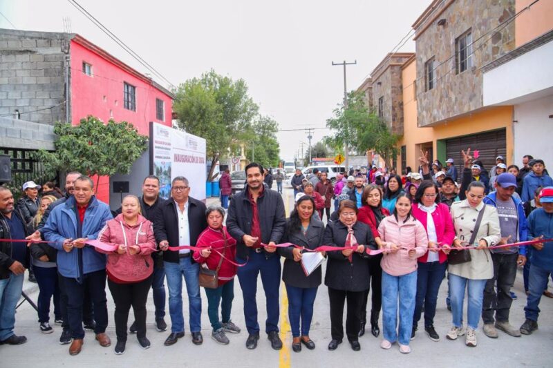 Felices reciben calle Alegría, entregada por el Alcalde Carlos Peña Ortiz en Reynosa