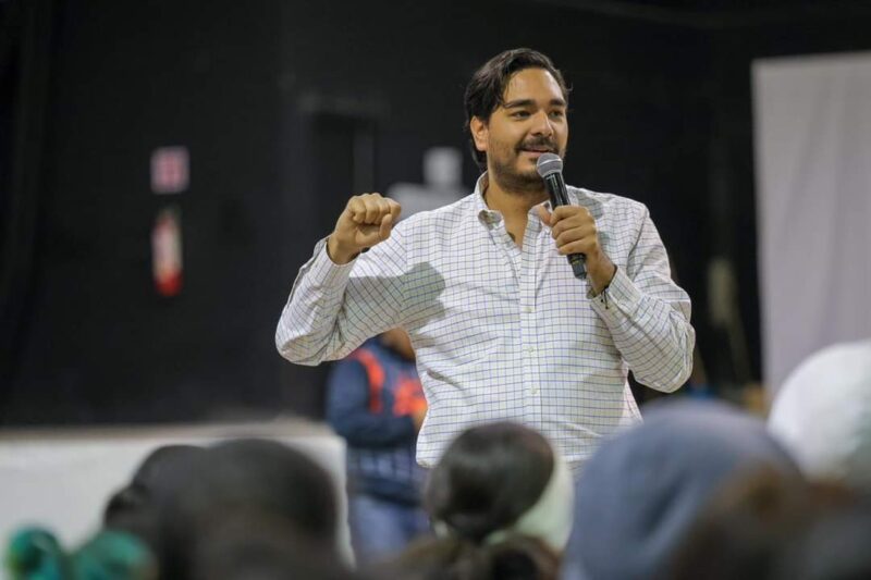 Becas del Gobierno de Carlos Peña Ortiz transforman vidas de familias en Reynosa