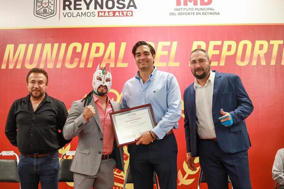 Alcalde Carlos Peña Ortíz listo para entregar el Premio Municipal del Deporte 2023