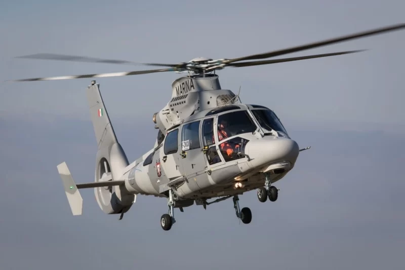 Mueren en accidente de helicóptero tres marinos; dos más, desaparecidos
