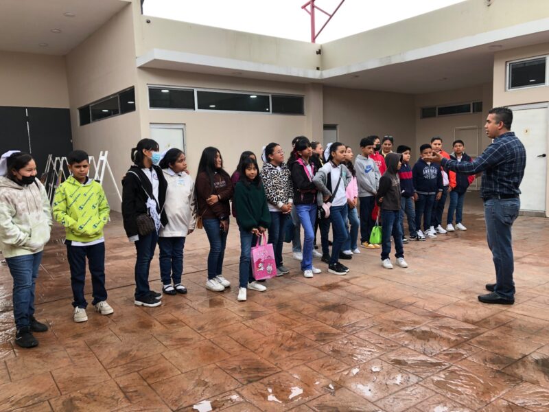 IRCA Jarachina recibe visita de alumnos de primaria