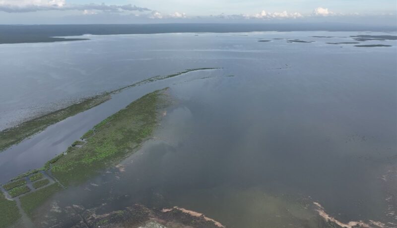 Sigue en aumento niveles de la presa Vicente Guerrero