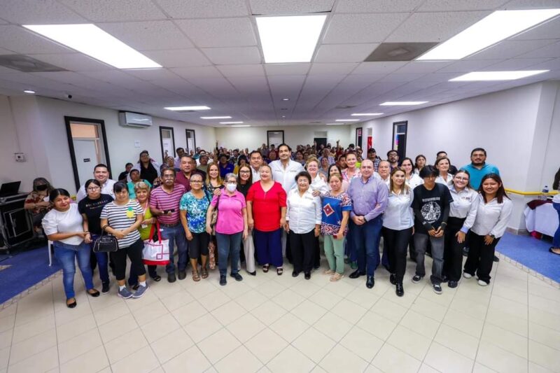 Entregó Carlos Peña Ortiz 350 lentes graduados, mediante Jornada de Salud Visual