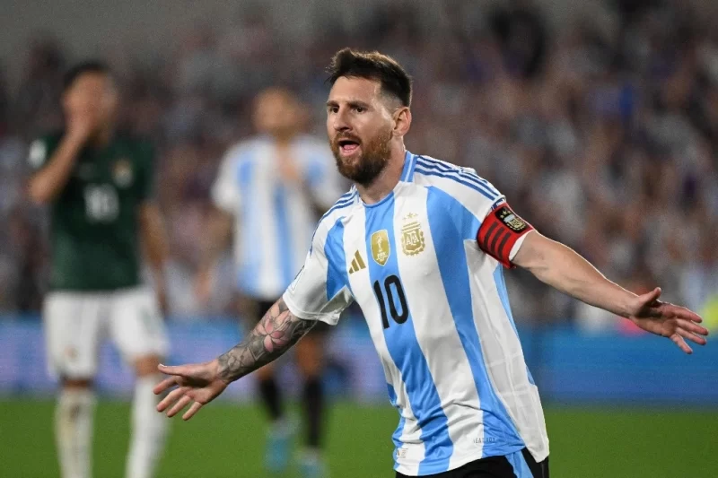 Messi brilla con triplete en la goleada de Argentina a Bolivia