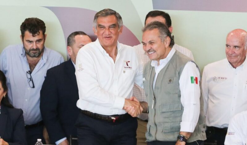 Gobernador Américo Villarreal y director general del Infonavit Octavio Romero se reúnen con desarrolladores de viviendas; agilizarán programa de casas para Tamaulipas