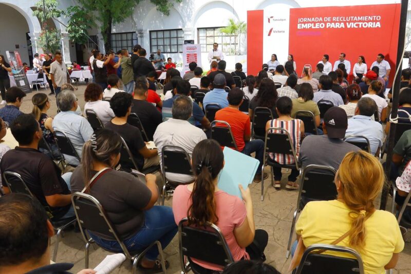 Empresarios y Municipio ofrecen 800 oportunidades de empleo