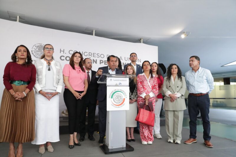 Exigen remover a jueces que protegen a Cabeza de Vaca