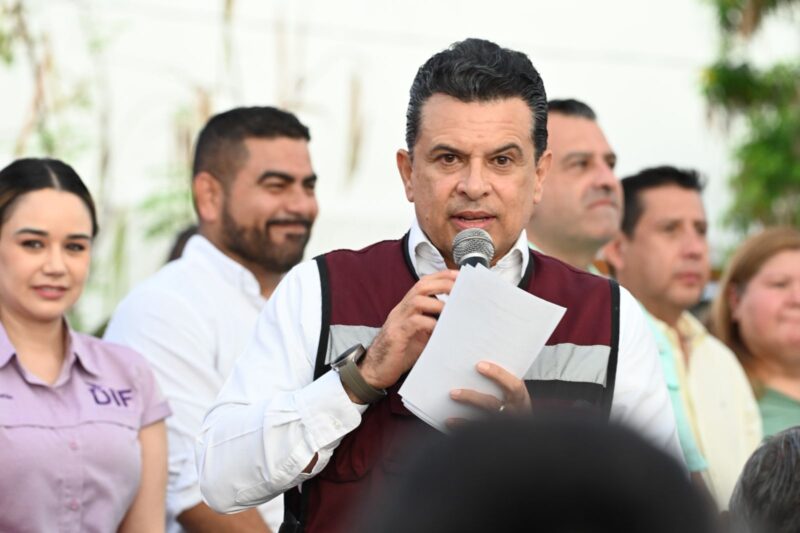 Disfrutan de Tarde en Familia en la Estudiantil