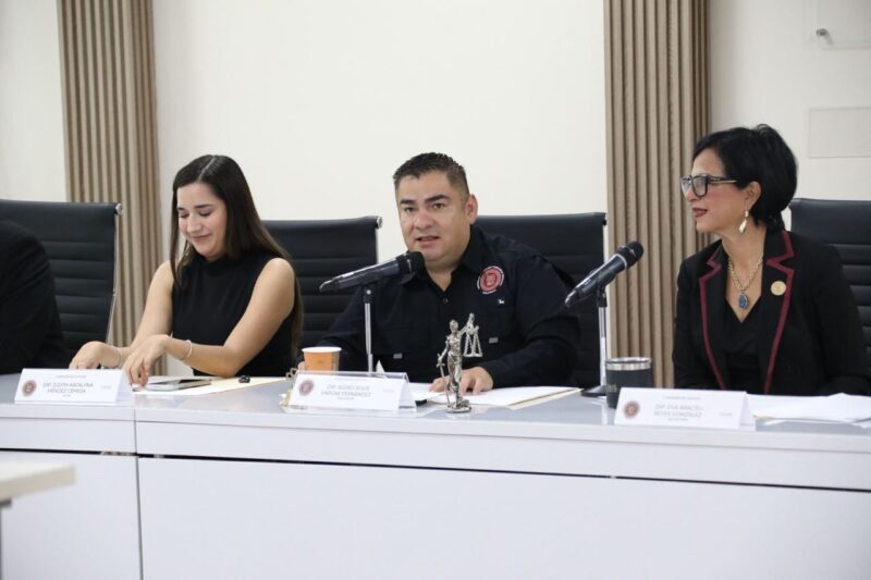 Comisión de Justicia concluye entrevistas a aspirantes a la Fiscalía; Isidro Vargas presenta dictamen