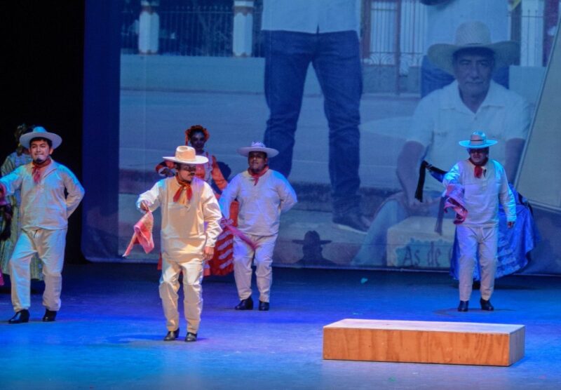 Mazátl celebra 15 años de danza folclórica en Nuevo Laredo