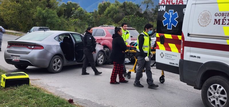 Choque frontal deja cuatro lesionados en bulevar Guadalupe Victoria