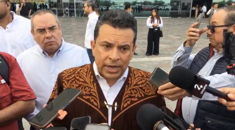 Gattás respetará tiempos y respalda al gobernador