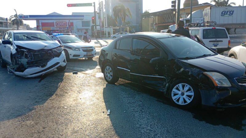 Choque deja 2 lesionados en el Bulevar Tamaulipas