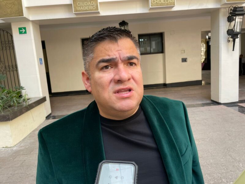 Vargas pide a Auditor del Estado no invadir facultades federales